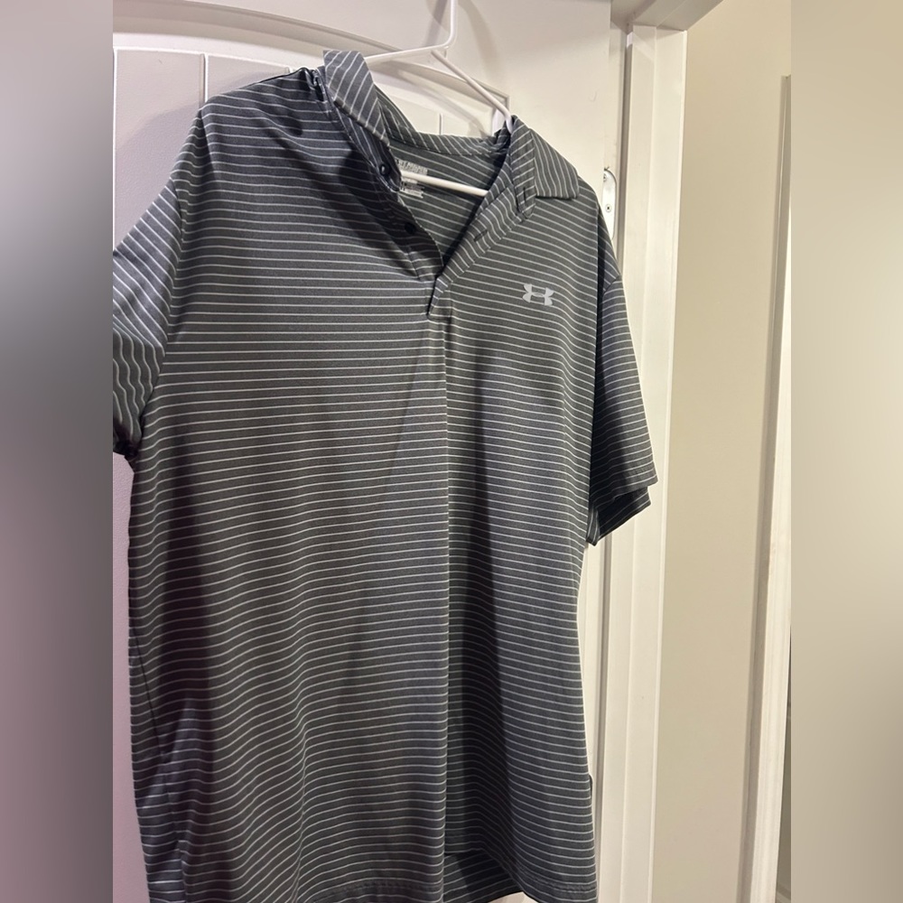 Men’s under armour shirt